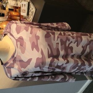 Unique Hi Lo camo top